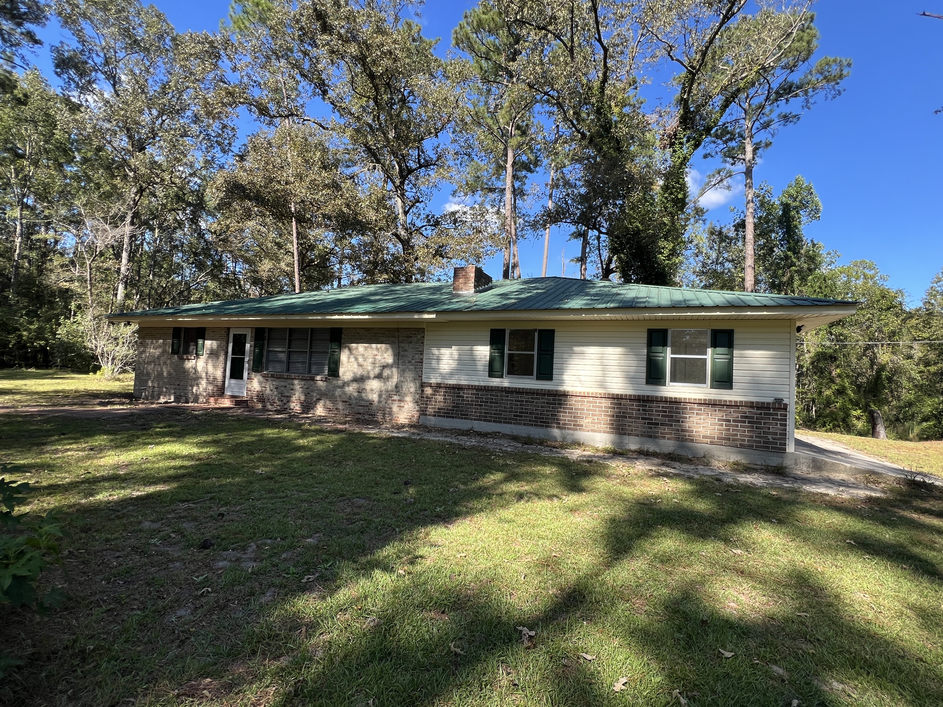 2317 Georgia Hwy 24 East