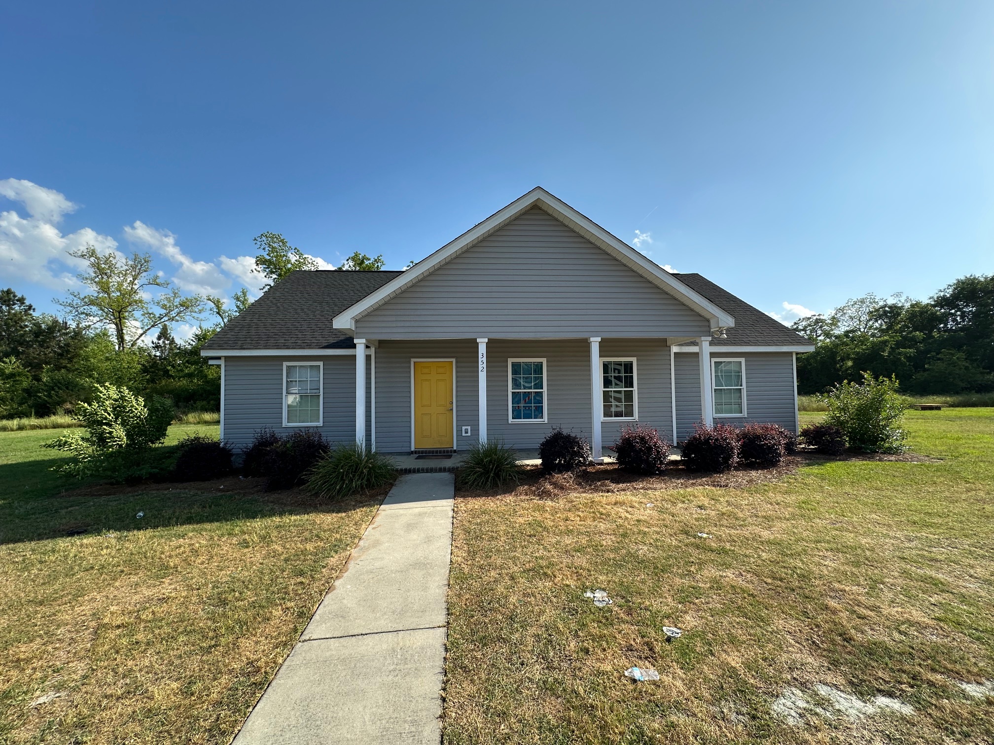 352 Glazebrook Avenue